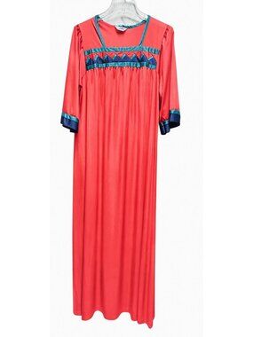 Vintage Henson Kickernick Pink Nylon Nightgown L Chevron Yoke 70s Maxi USA